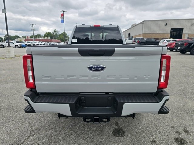 New 2026 Ford F250 XL image 4