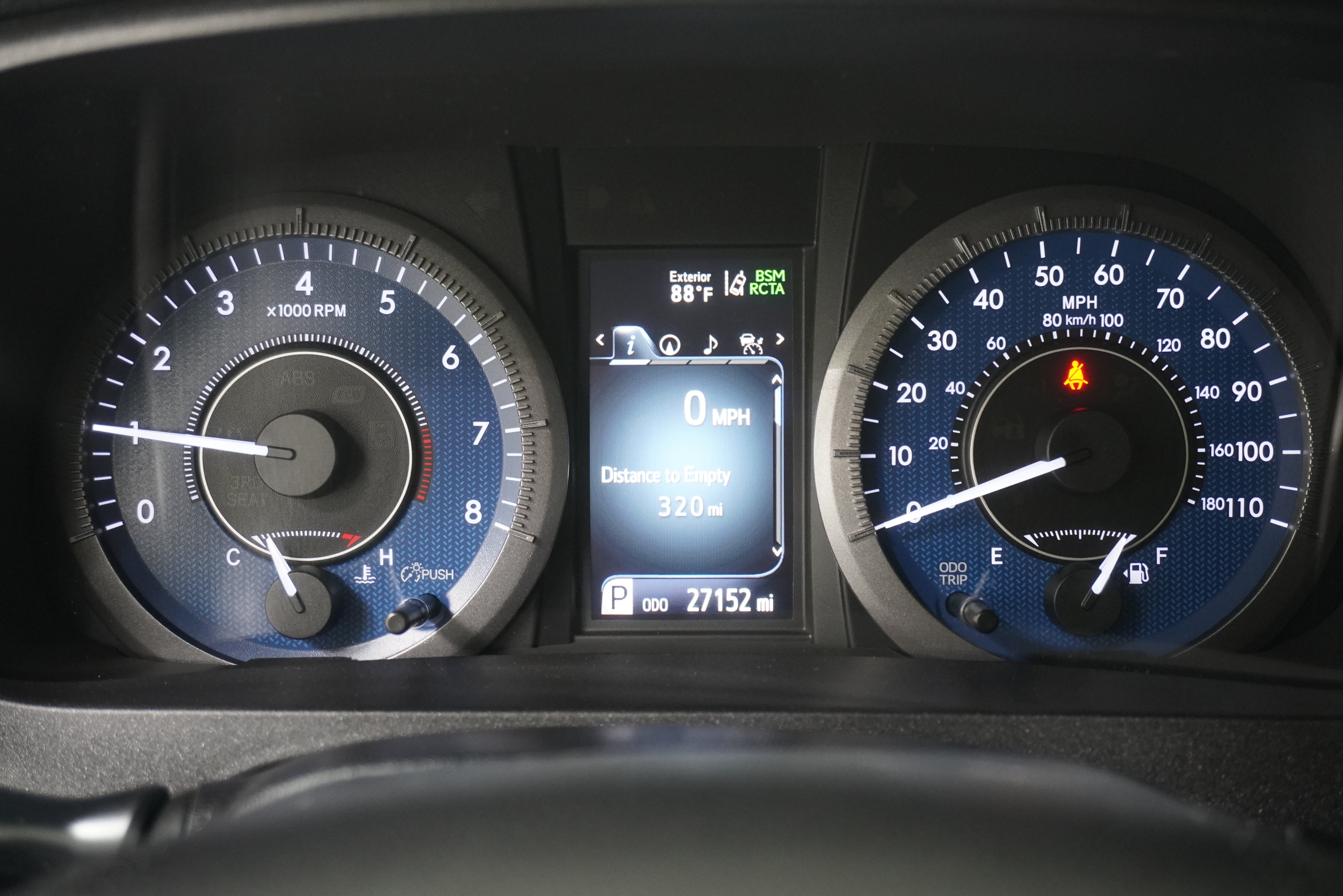 Used 2020 Toyota Sienna XLE w/ XLE Navigation Package FWD image 18