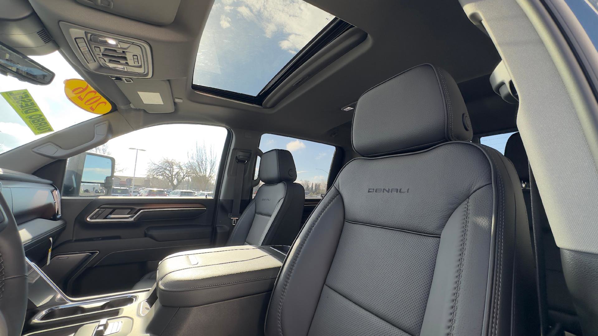 New 2026 GMC Sierra 2500 Denali w/ Denali Reserve Package image 15