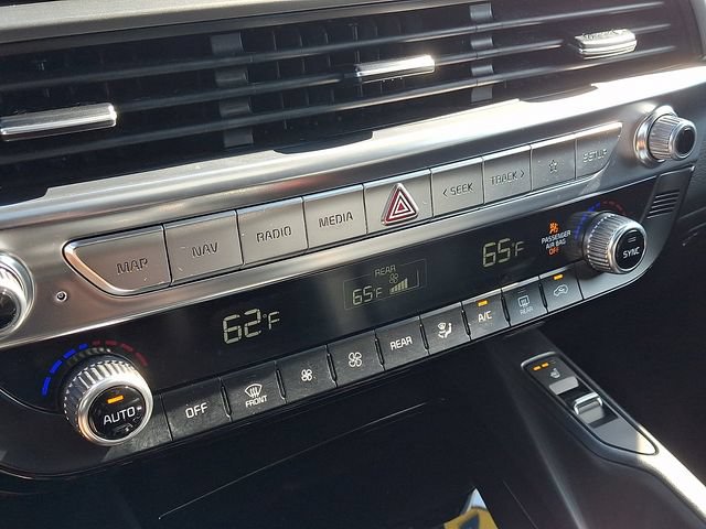 Used 2022 Kia Telluride S AWD/4WD image 16