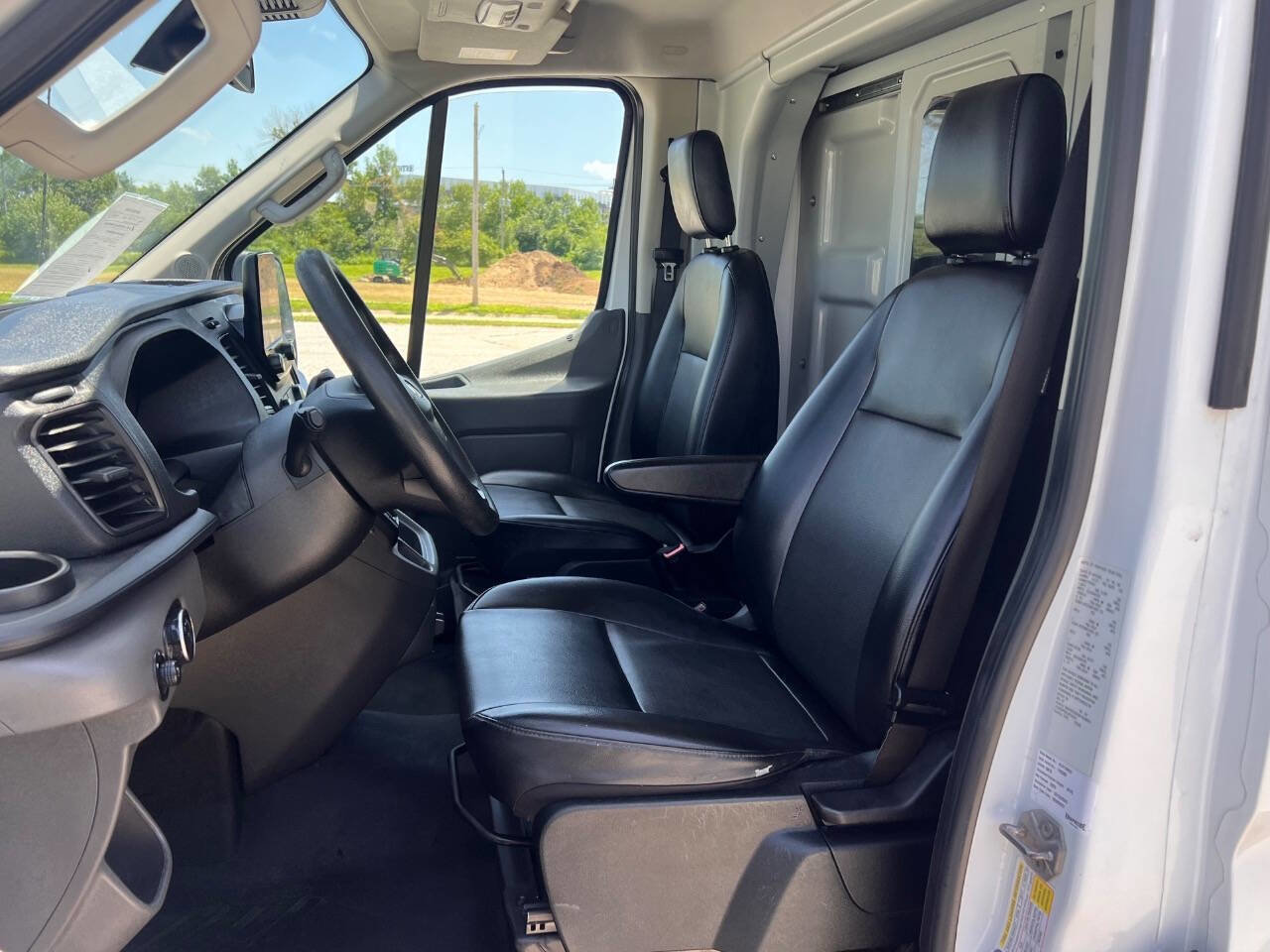 Used 2020 Ford Transit 250 XL RWD image 10