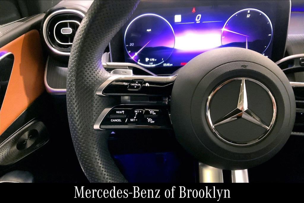 Used 2024 Mercedes-Benz GLC 300 4MATIC image 25