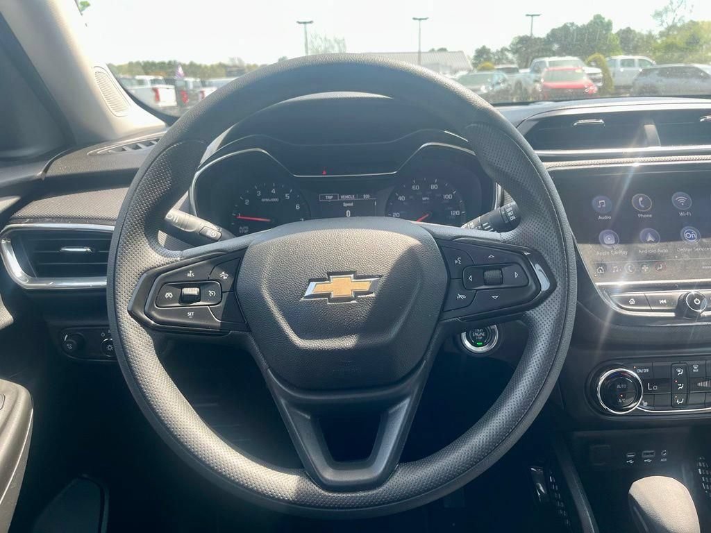 Certified 2023 Chevrolet TrailBlazer LT w/ Convenience Package AWD/4WD image 19