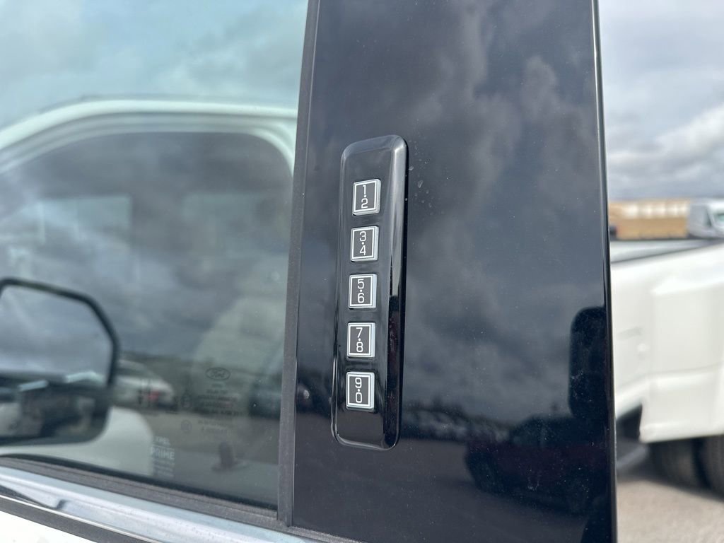 New 2026 Ford F350 Platinum w/ Platinum Plus Package image 54