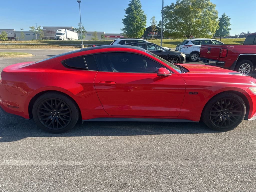 Used 2017 Ford Mustang GT Premium w/ GT Performance Package image 2
