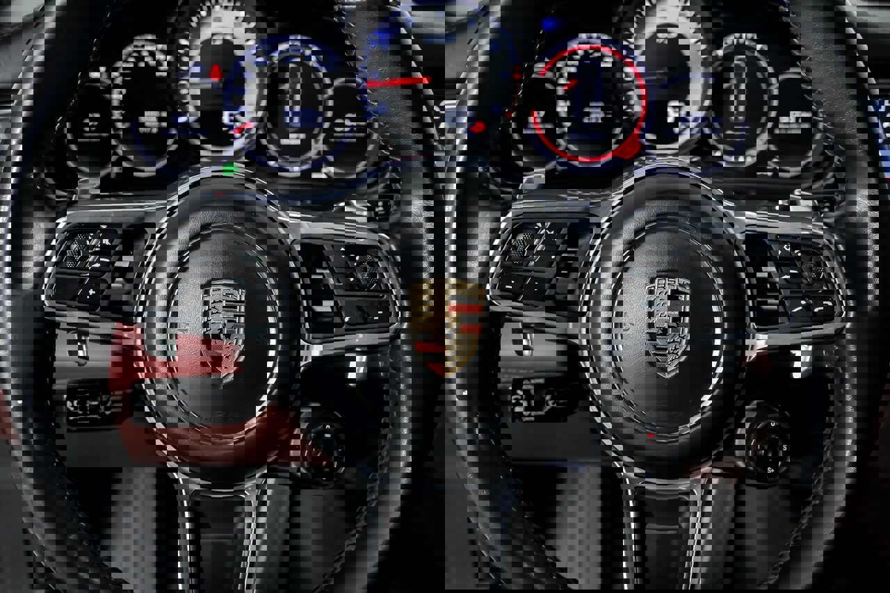 Used 2020 Porsche Panamera GTS image 29