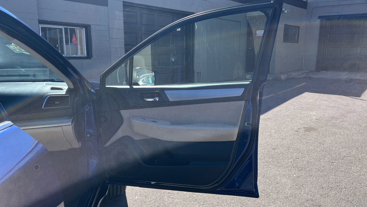 Used 2015 Subaru Outback 2.5i Premium image 11