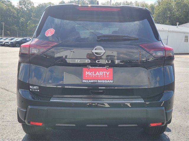 New 2026 Nissan Rogue SV image 4