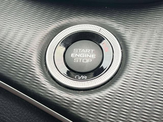 Used 2023 Jeep Grand Cherokee L Laredo RWD image 39