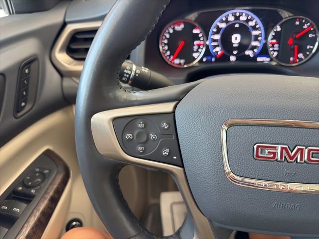 Used 2022 GMC Acadia Denali w/ Denali Ultimate Package AWD/4WD image 36
