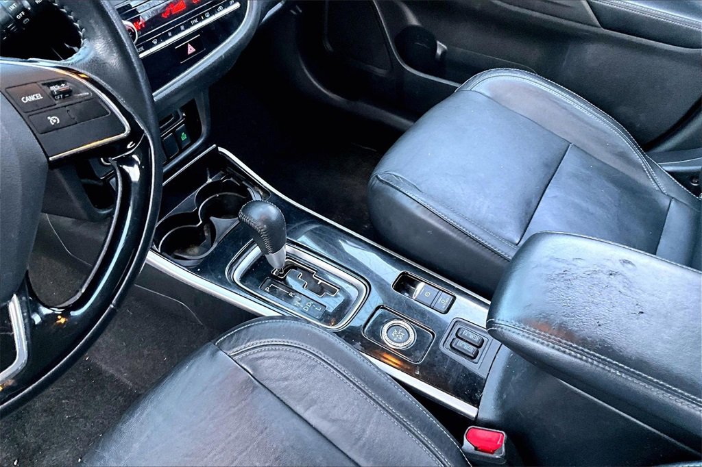 Used 2020 Mitsubishi Outlander SE image 13