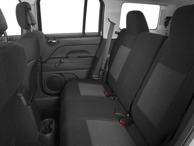 Used 2016 Jeep Patriot High Altitude FWD image 17