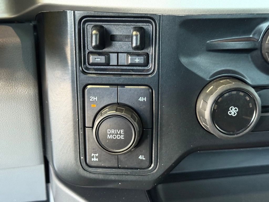 Used 2023 Ford F350 XLT image 24