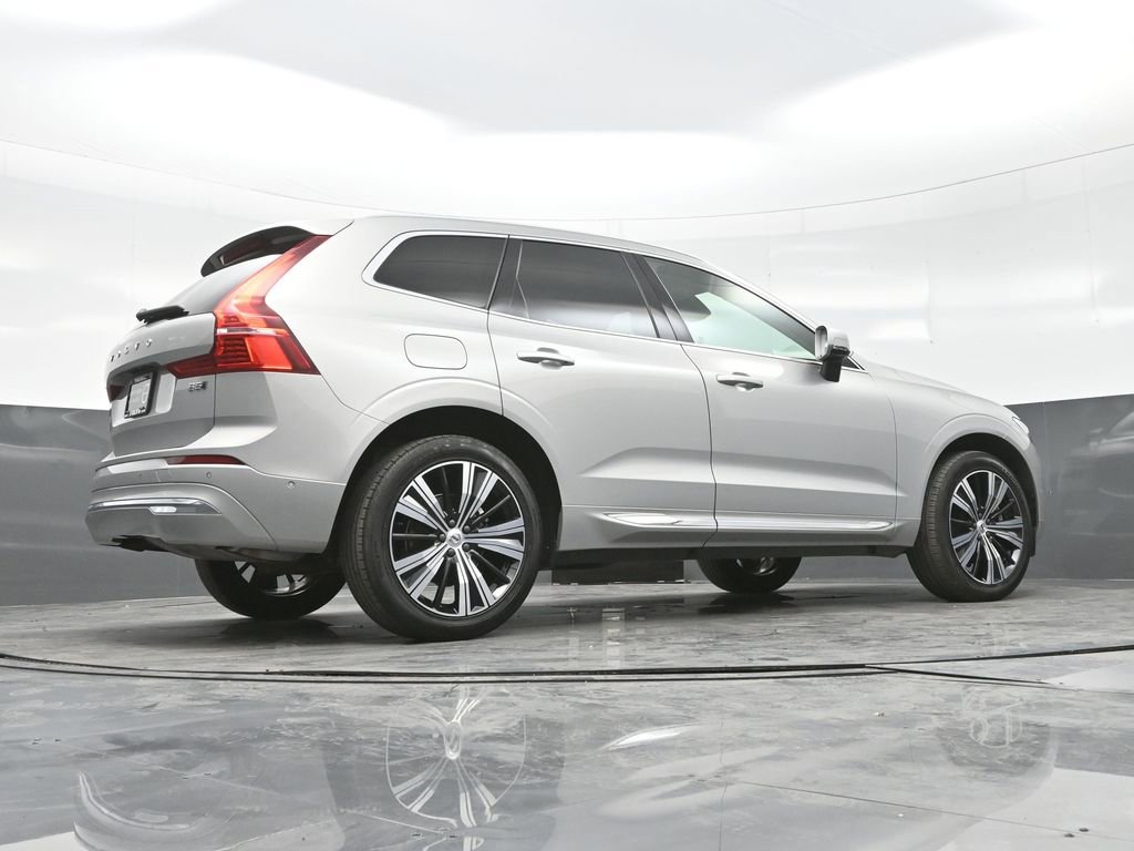 Used 2023 Volvo XC60 B5 Plus w/ Climate Package image 26