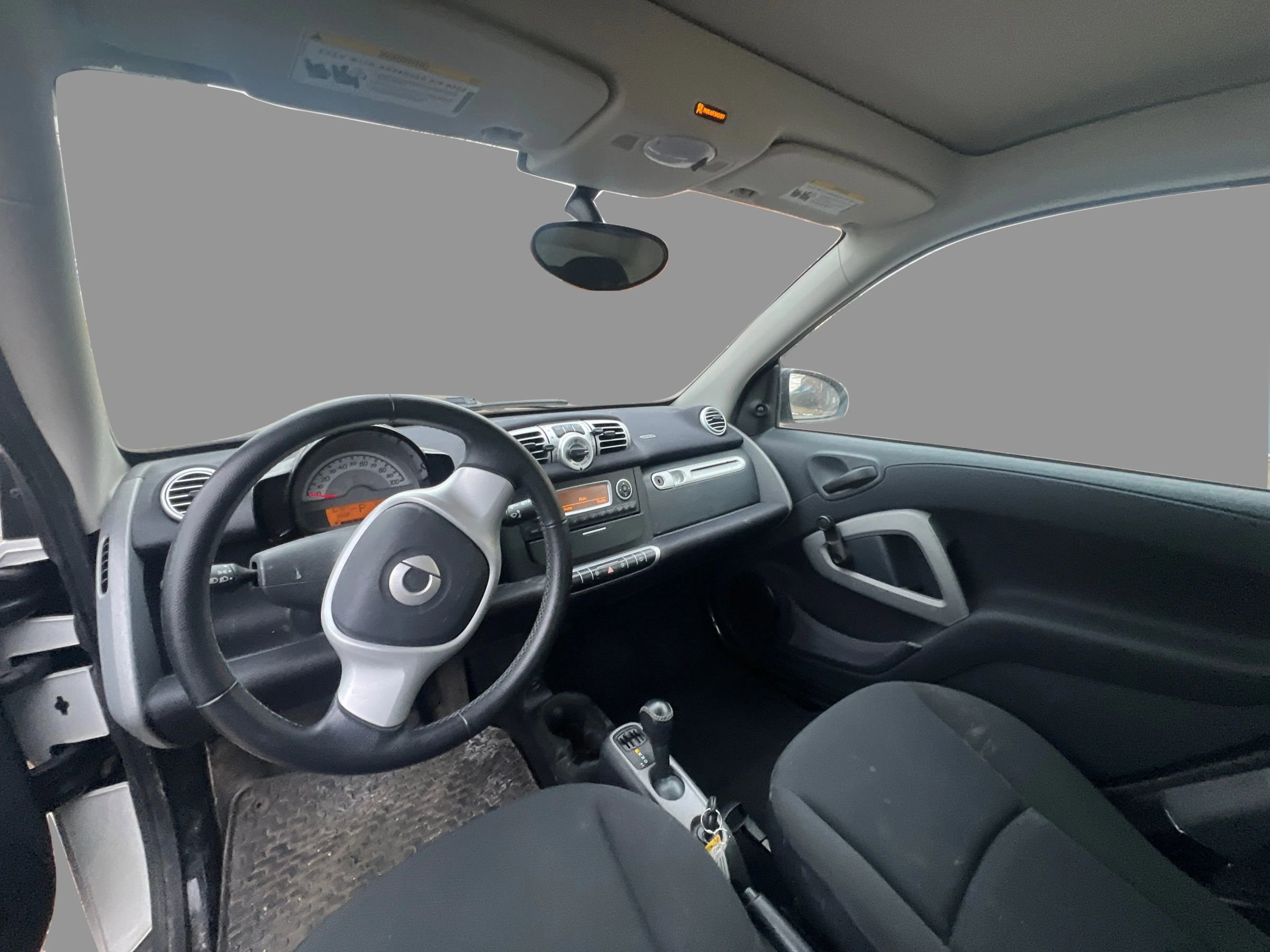 Used 2012 smart fortwo passion image 22