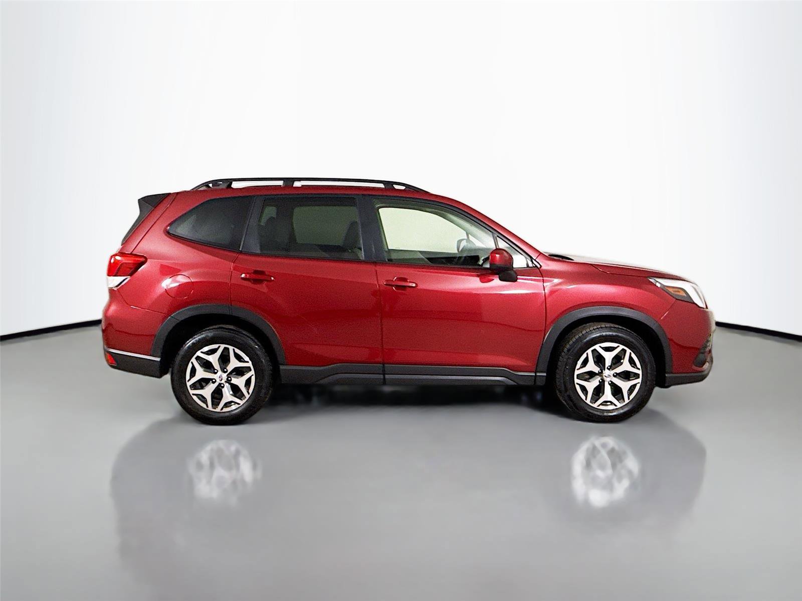 Used 2024 Subaru Forester Premium image 18