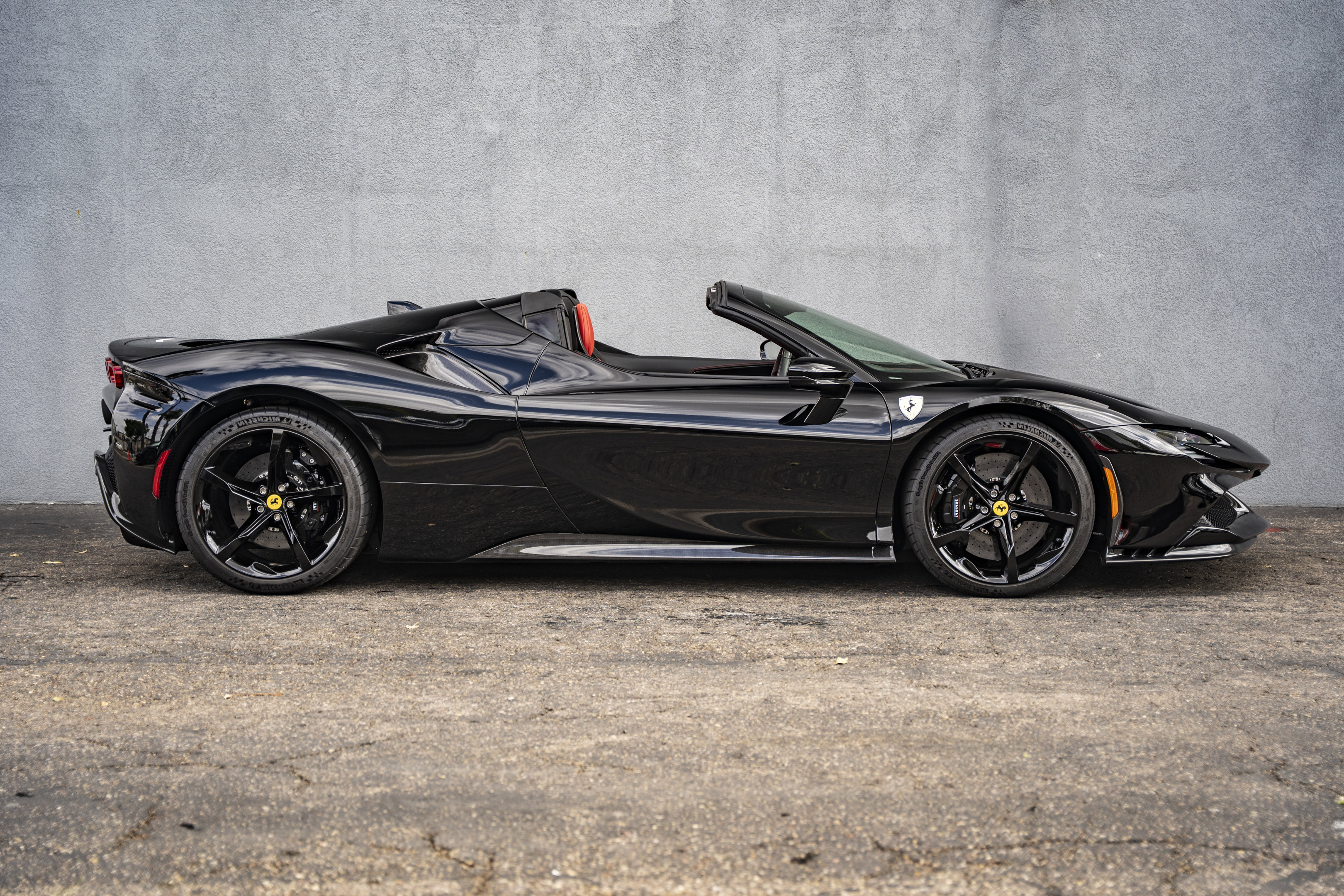 Certified 2023 Ferrari SF90 Spider image 7