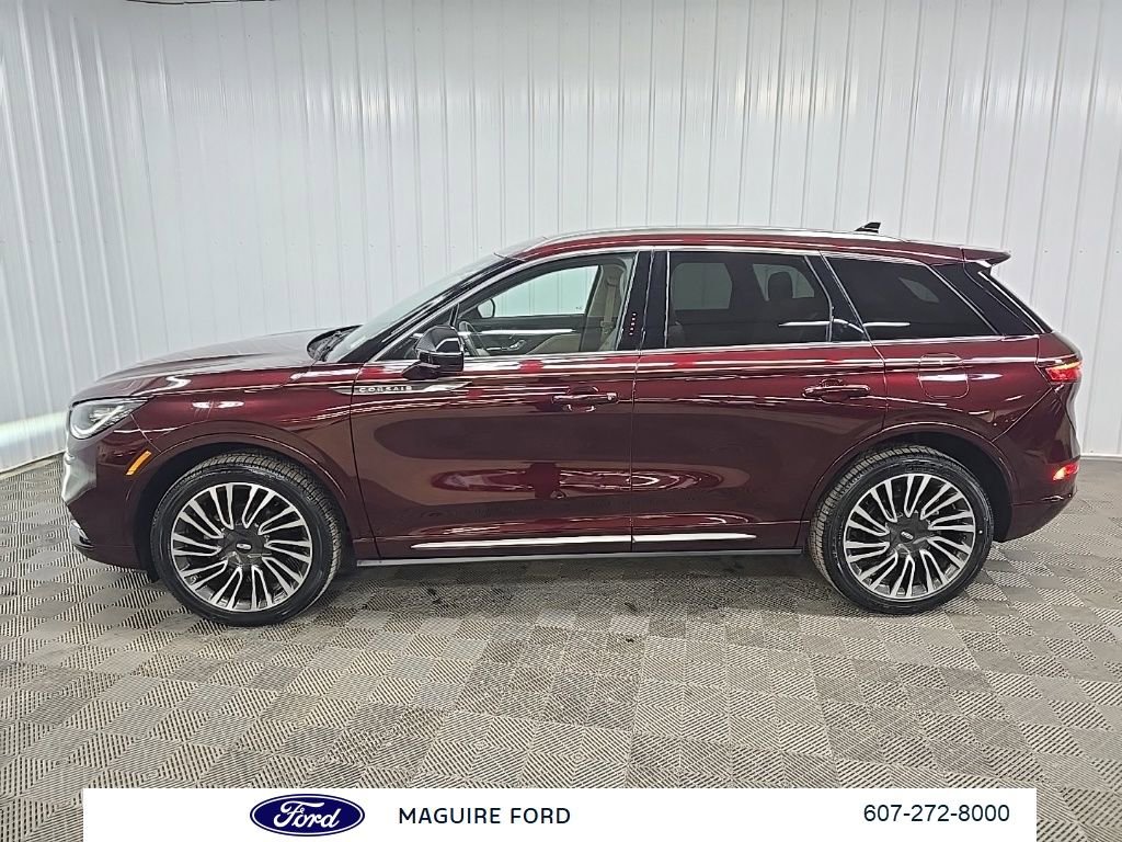 Used 2021 Lincoln Corsair Reserve w/ Sport Package image 6