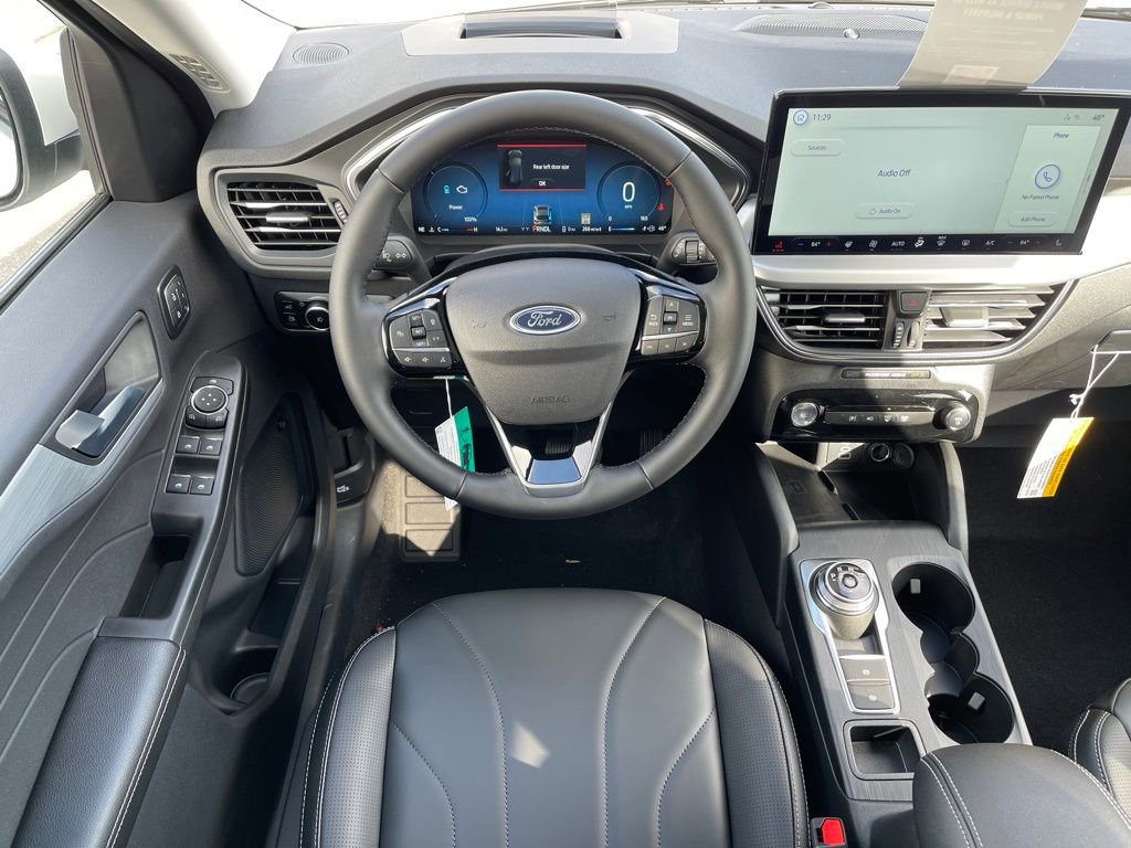 New 2025 Ford Escape SE w/ PHEV Premium Package image 6