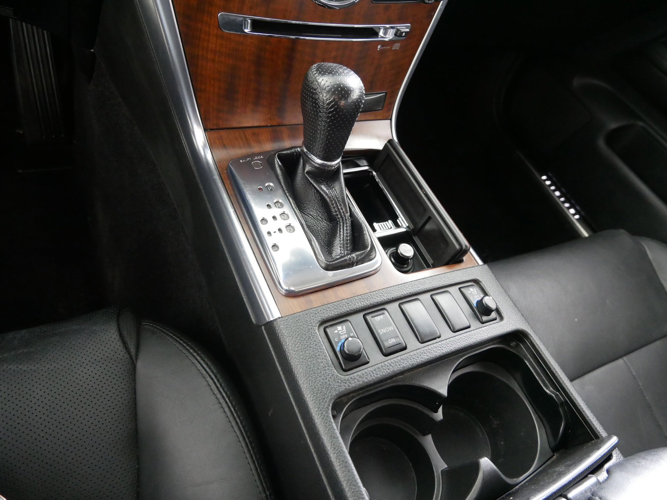 Used 2009 INFINITI M35 x w/ Technology Pkg image 24