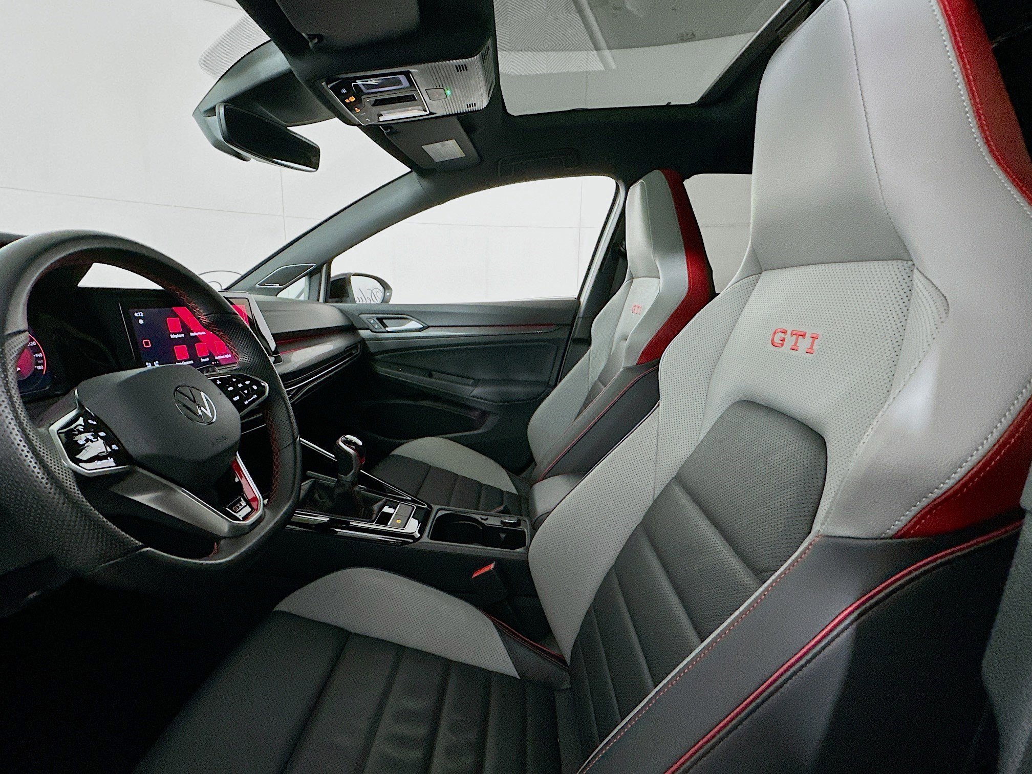 Used 2024 Volkswagen GTI Autobahn image 20