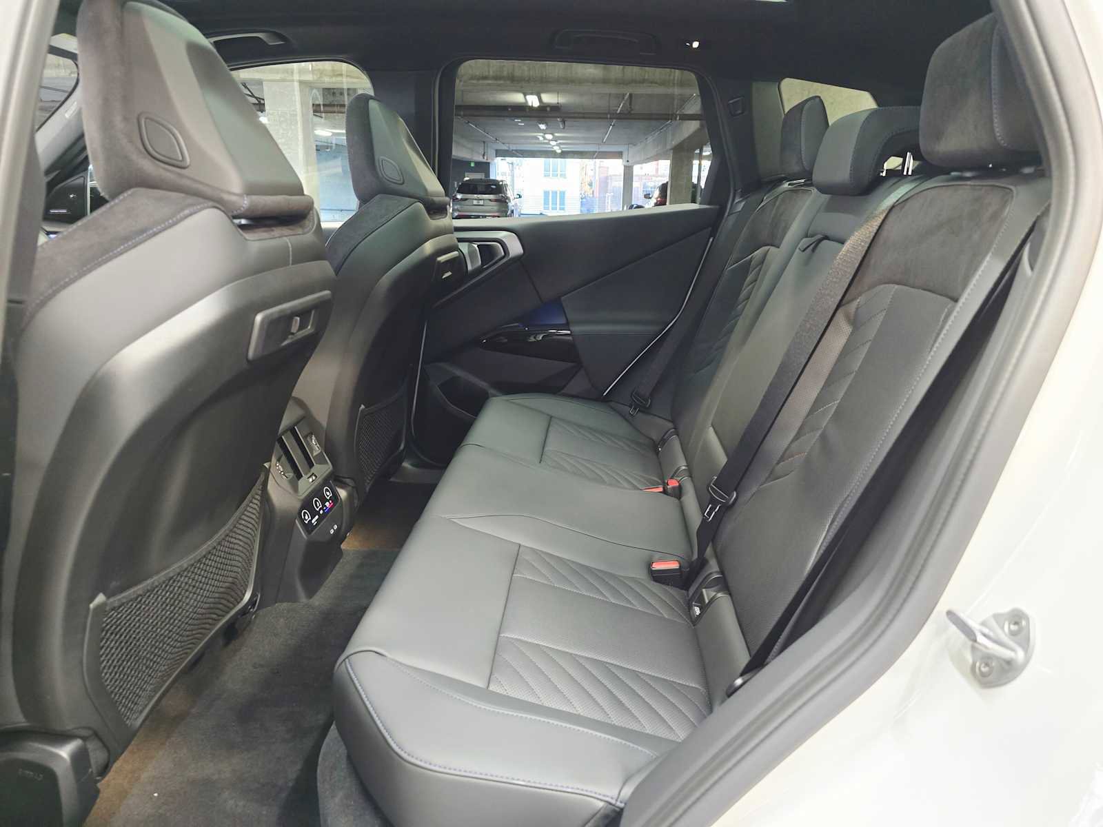 New 2026 BMW X3 M50 w/ Premium Package AWD/4WD image 25