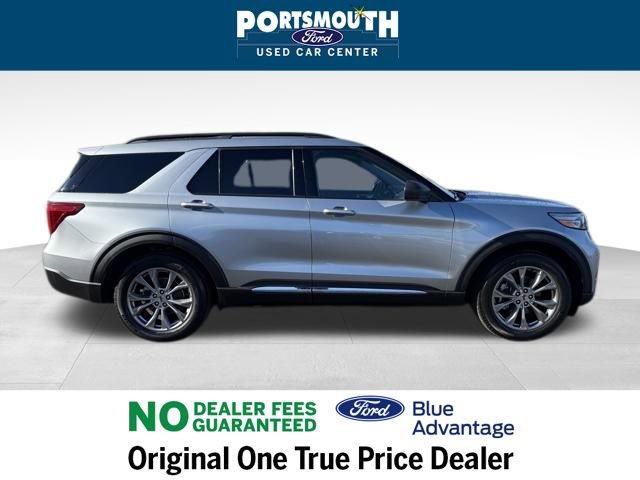 Used 2022 Ford Explorer XLT w/ Equipment Group 202A image 6