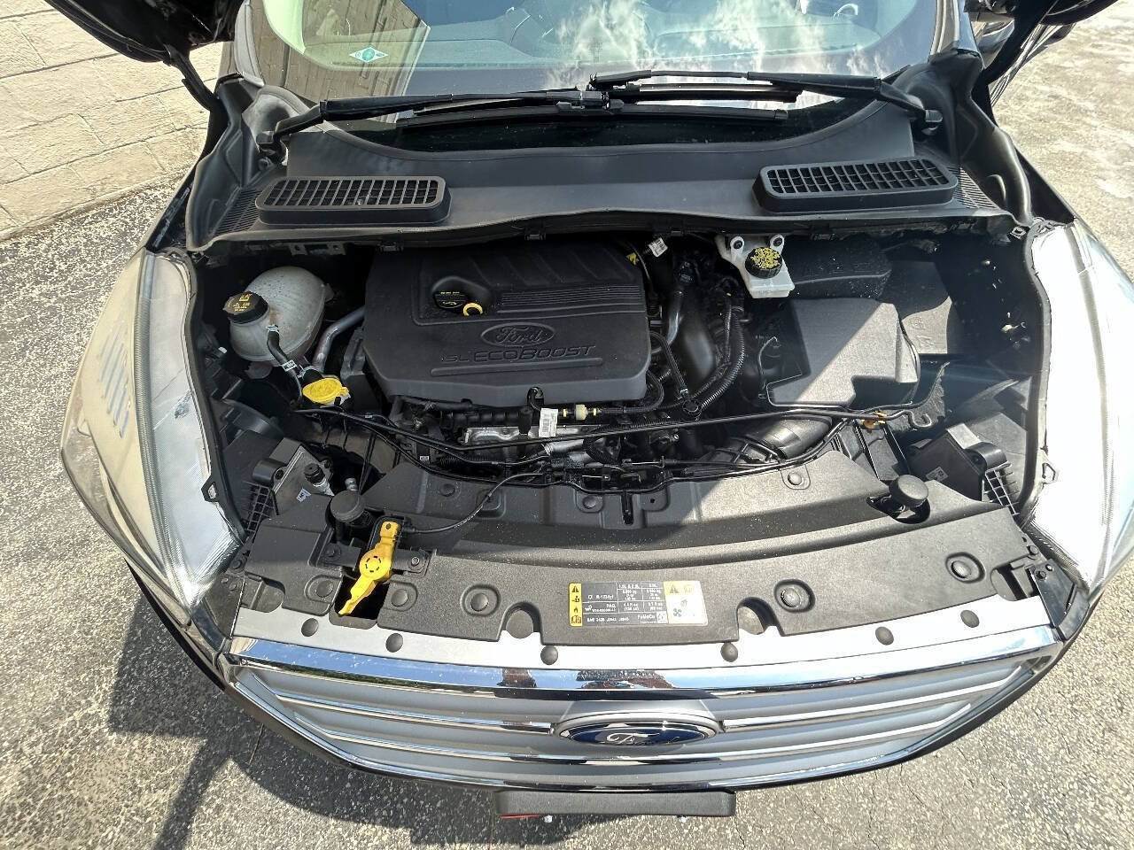 Used 2017 Ford Escape SE w/ Equipment Group 201A FWD image 14