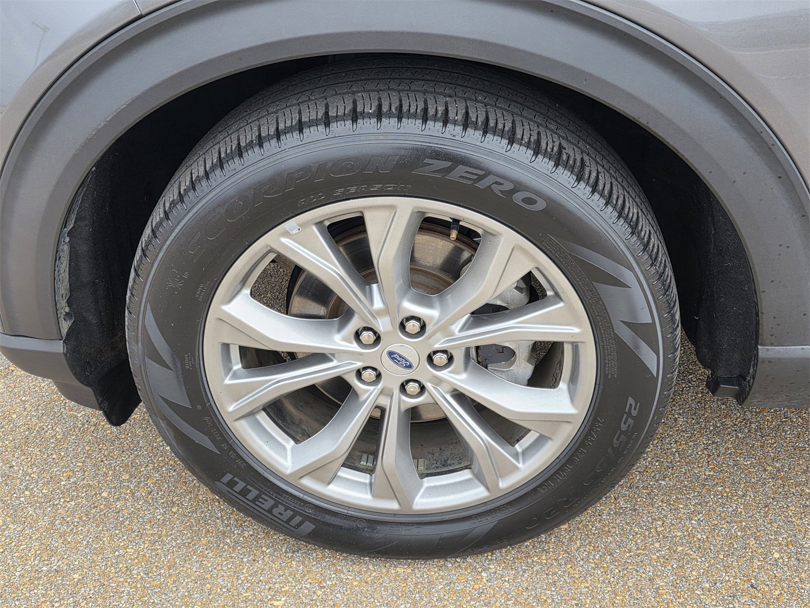 Used 2023 Ford Explorer Limited w/ Equipment Group 301A image 31