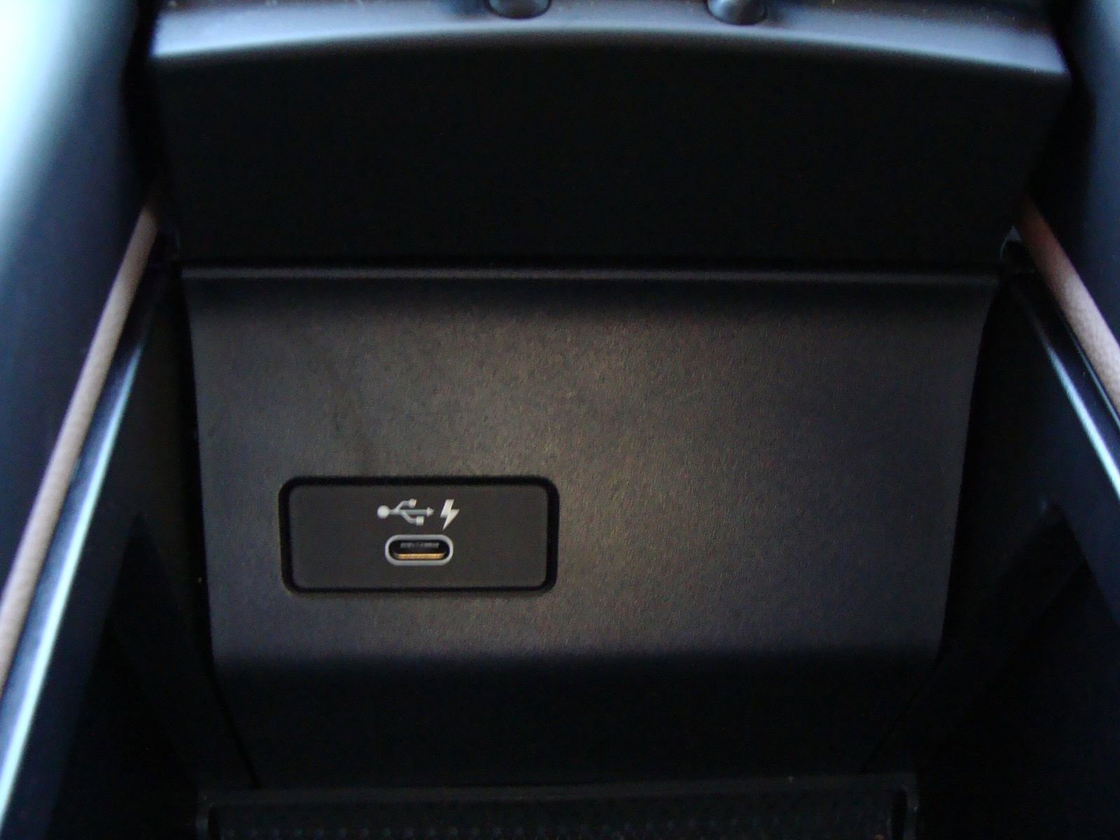 Used 2022 BMW X5 xDrive40i w/ Premium Package image 35