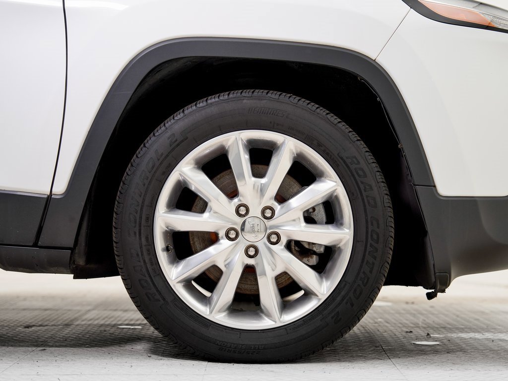 Used 2017 Jeep Cherokee Limited image 26