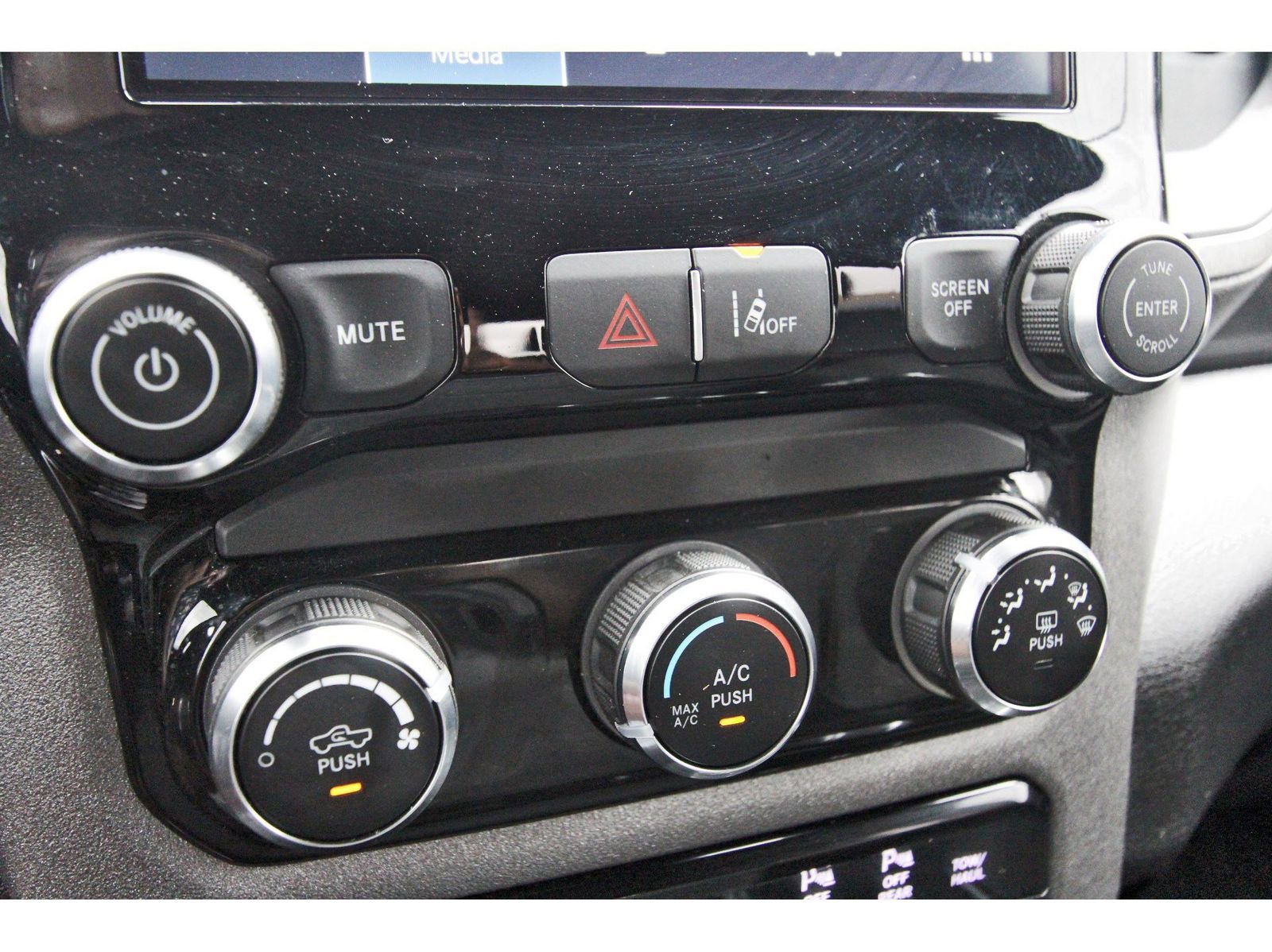 Used 2025 RAM 1500 Tradesman RWD image 27