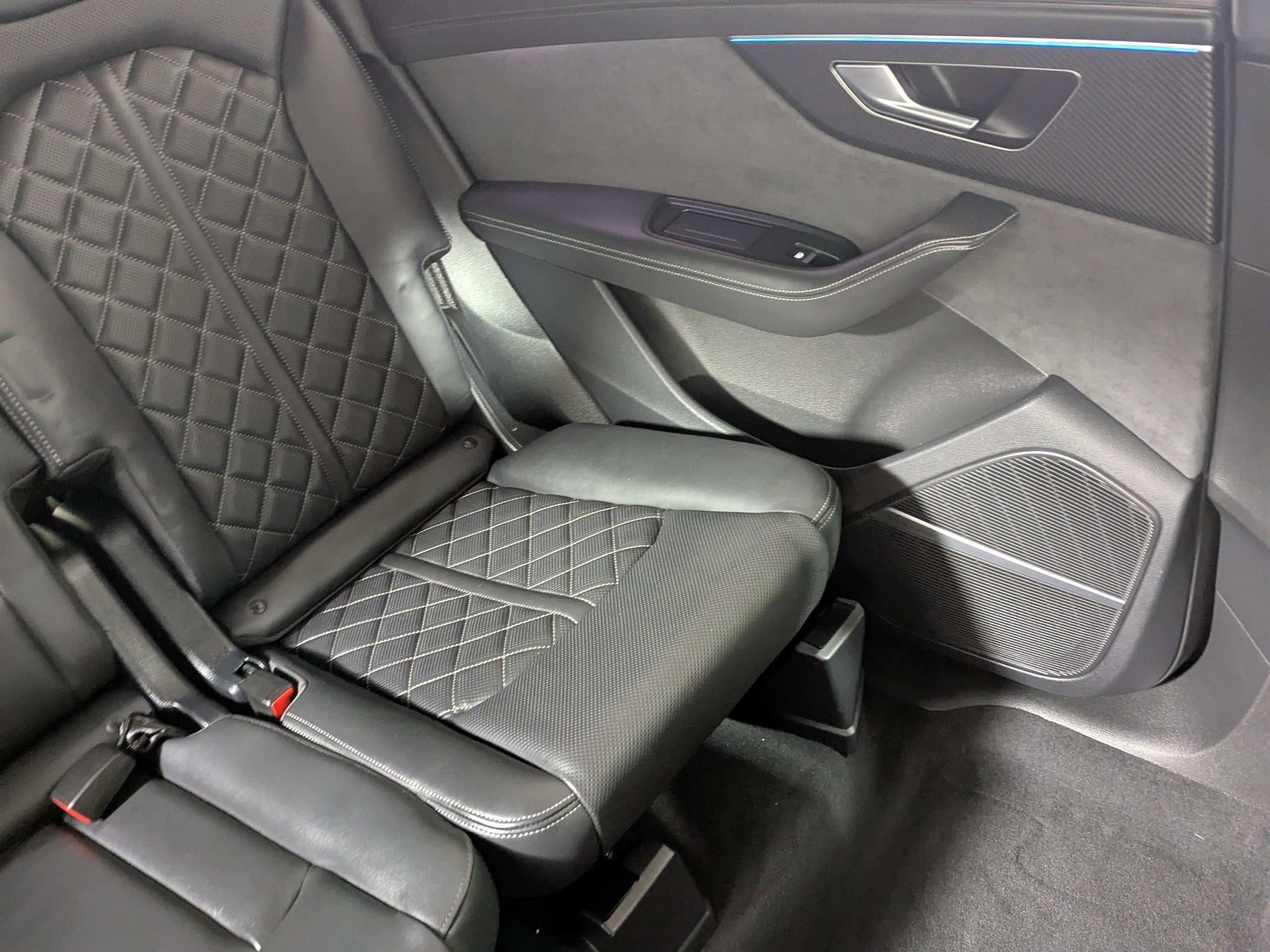 New 2025 Audi SQ7 Prestige image 14