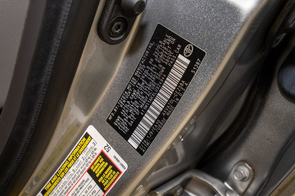 Used 2020 Toyota Camry SE image 19