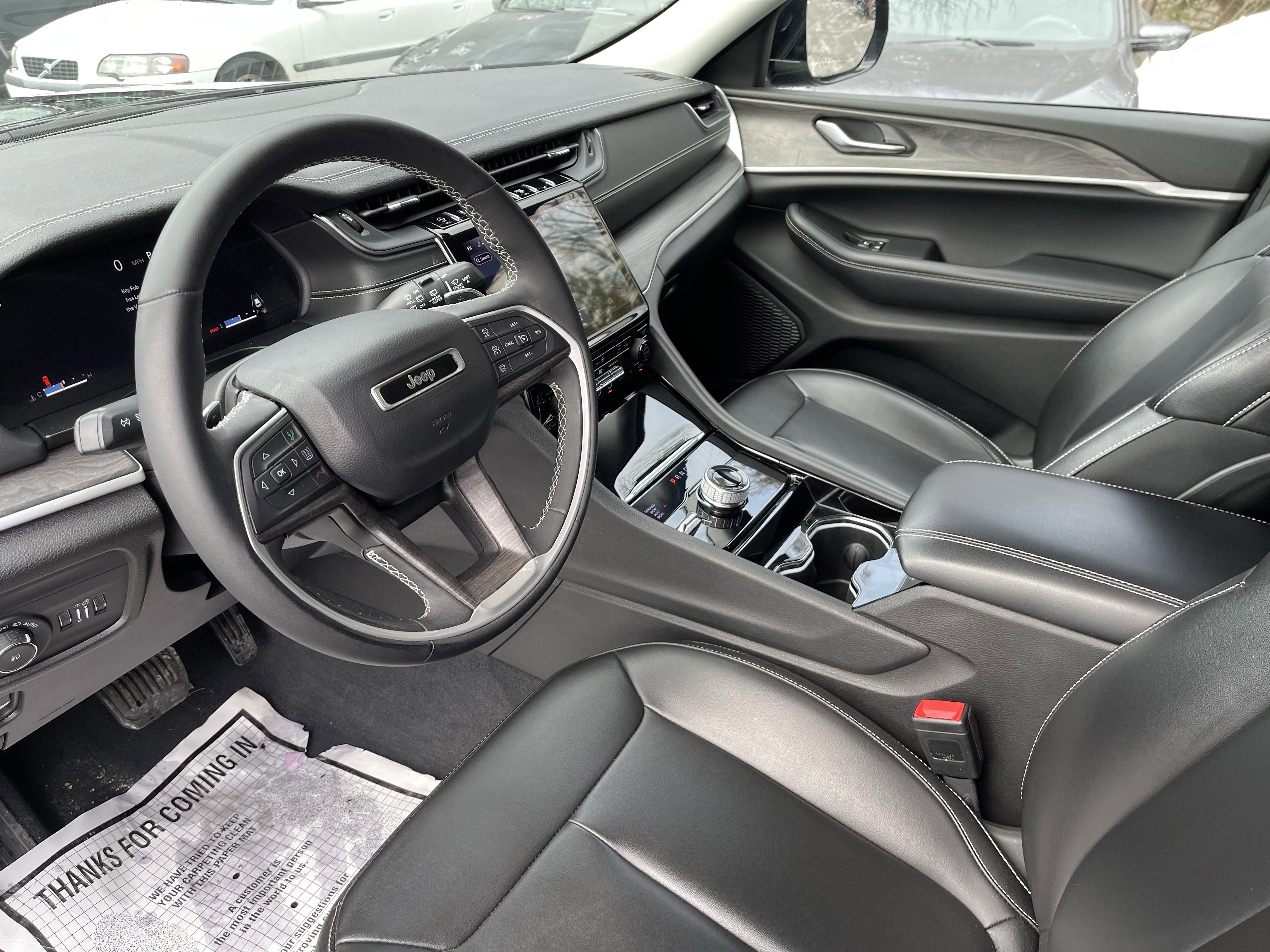 Used 2023 Jeep Grand Cherokee Limited image 11