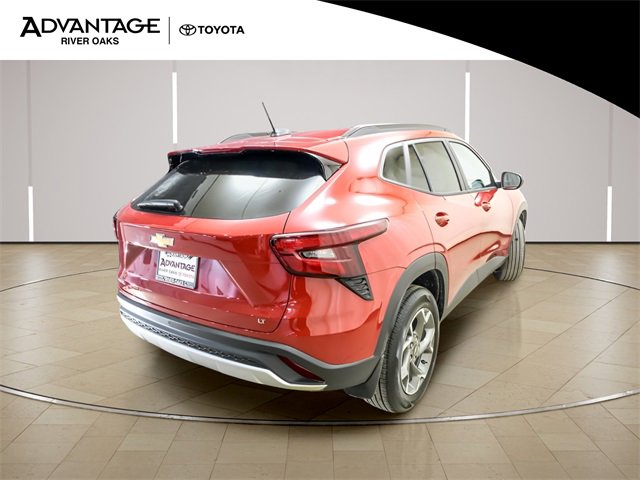 Used 2026 Chevrolet Trax LT w/ Driver Confidence Package image 7