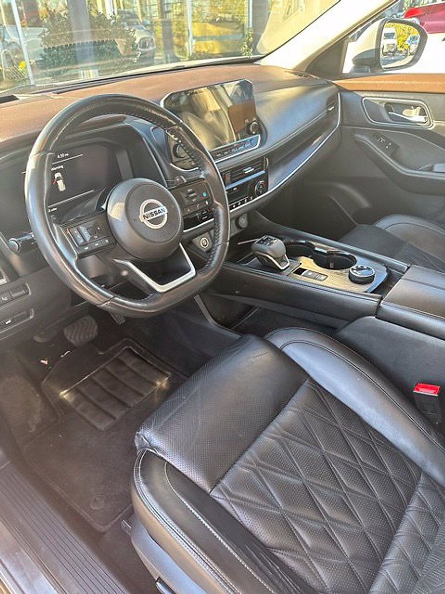 Used 2021 Nissan Rogue Platinum AWD/4WD image 5