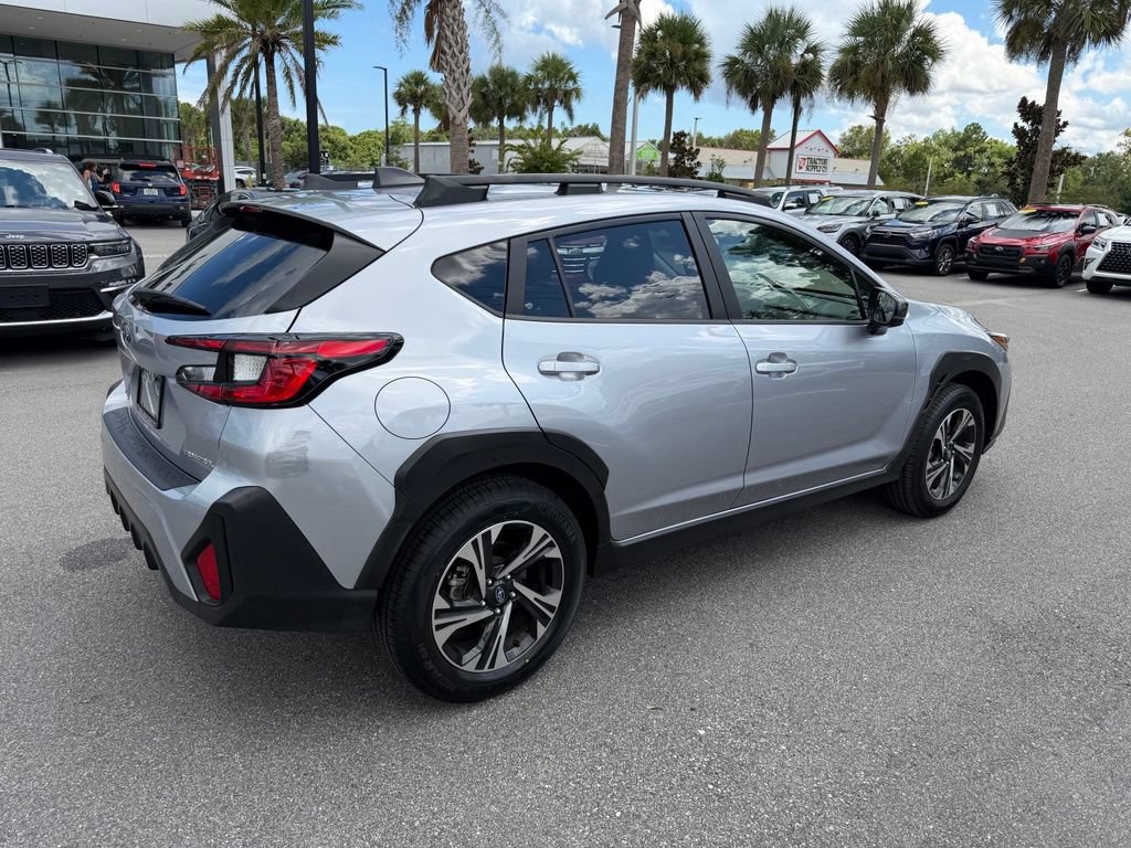 Used 2024 Subaru Crosstrek 2.0i Premium AWD/4WD image 3