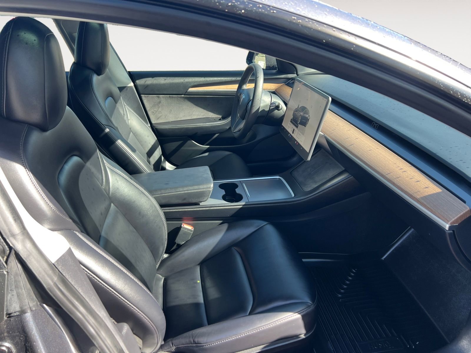 Used 2022 Tesla Model 3 Standard Range RWD image 15