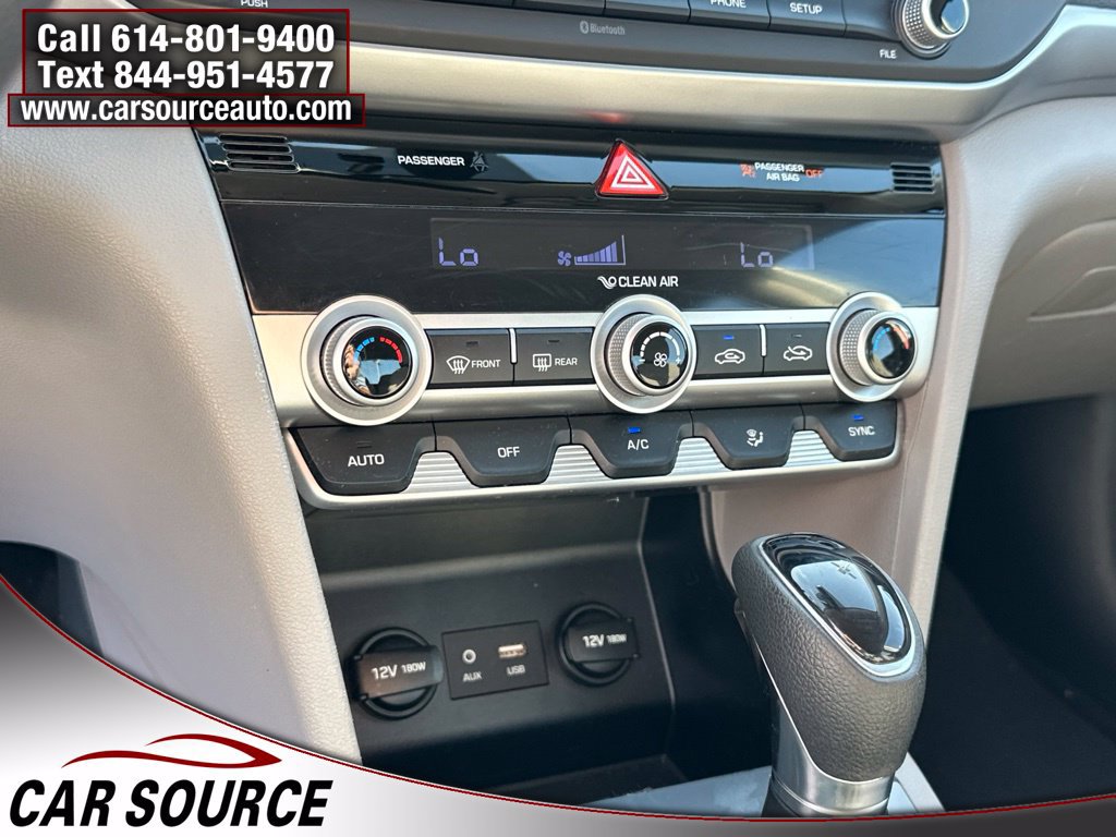 Used 2020 Hyundai Elantra SE FWD image 21