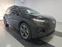 Used 2023 Audi Q4 e-tron Premium Plus w/ Premium Plus AWD/4WD image 23