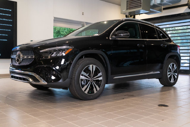 New 2026 Mercedes-Benz GLA 250 4MATIC image 3