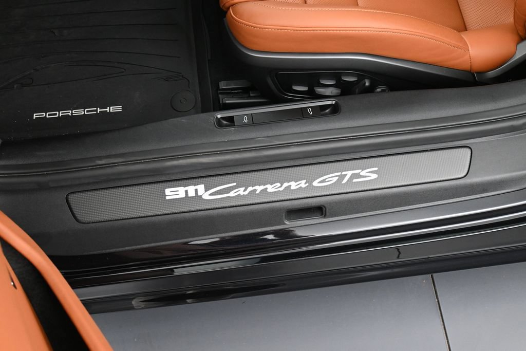 Certified 2026 Porsche 911 Carrera GTS RWD image 16