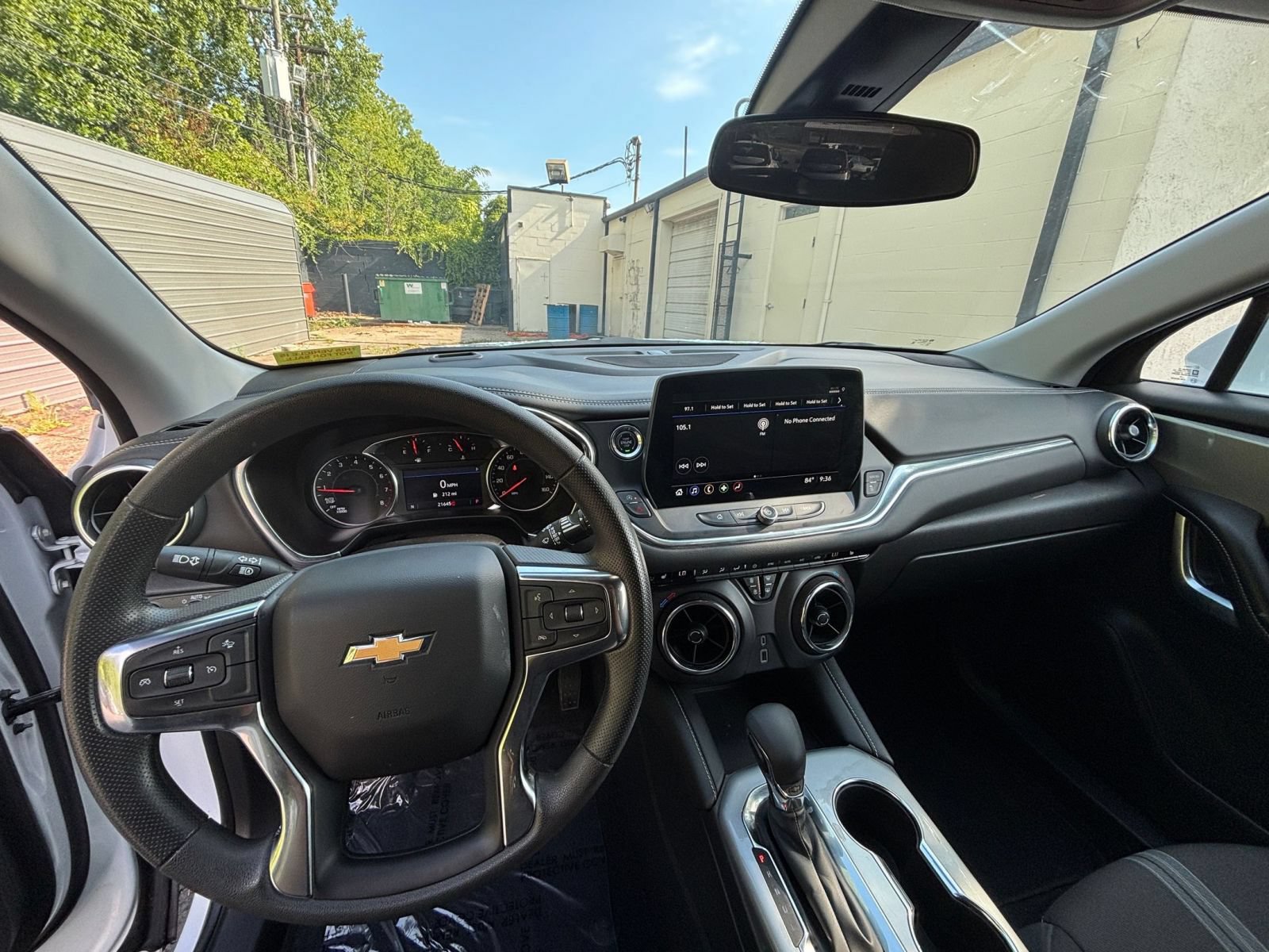 Used 2025 Chevrolet Blazer LT FWD image 31