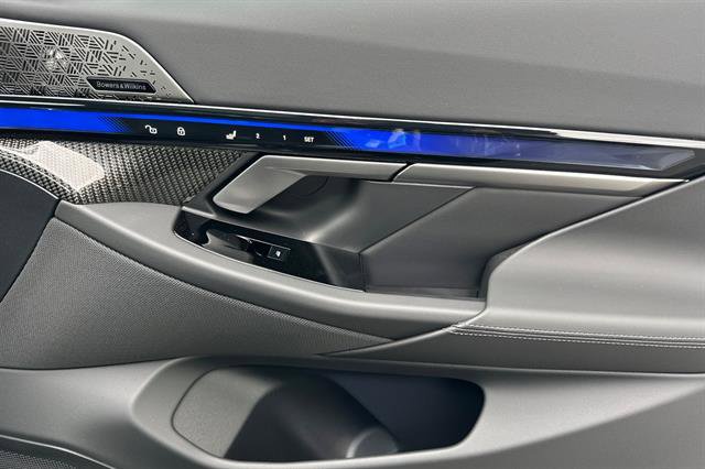 New 2026 BMW M5 w/ Executive Package image 18