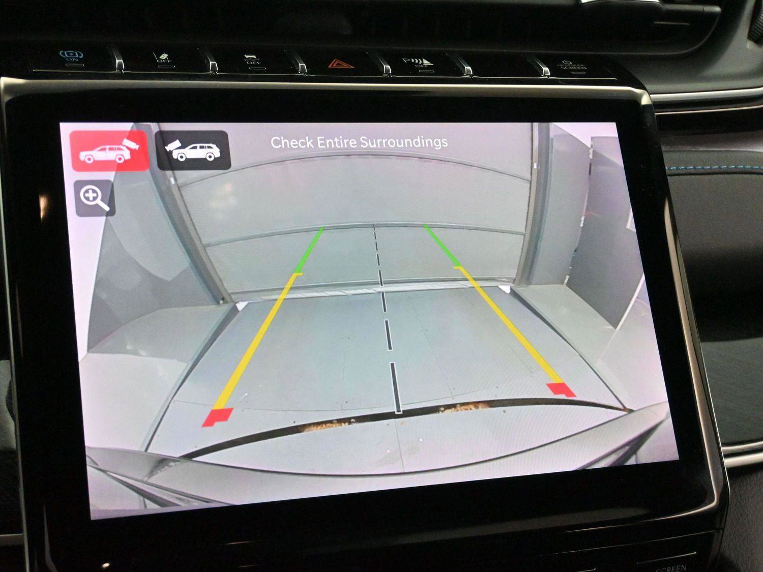 Used 2022 Jeep Grand Cherokee Trailhawk w/ Luxury Tech Group III AWD/4WD image 26