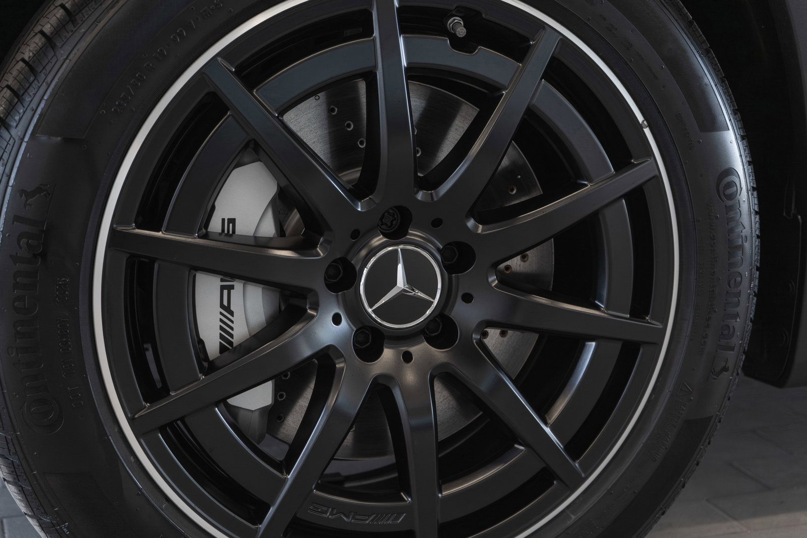 New 2026 Mercedes-Benz GLB 35 AMG 4MATIC image 33