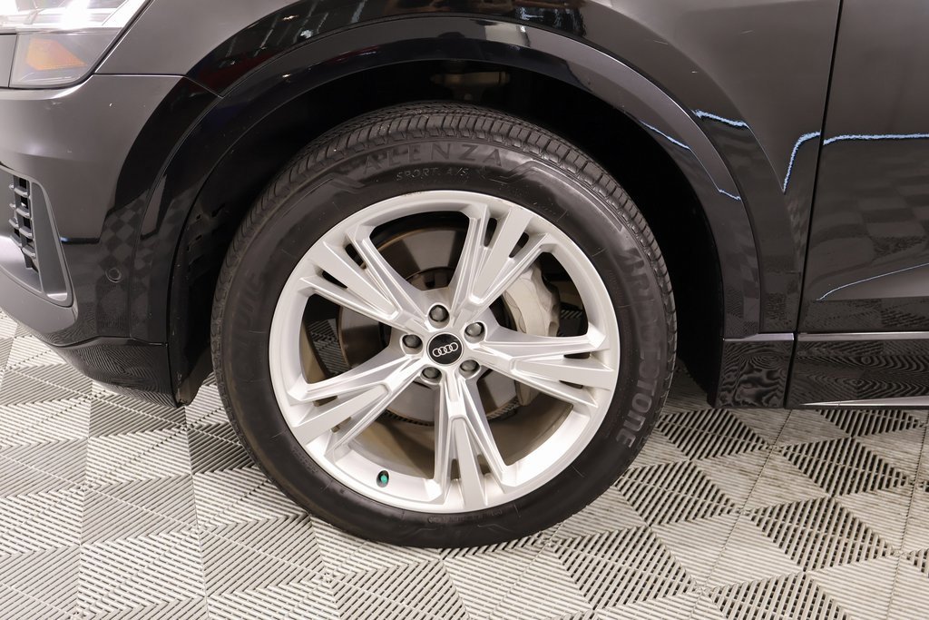Used 2022 Audi Q8 Premium Plus w/ Premium Plus Package image 19