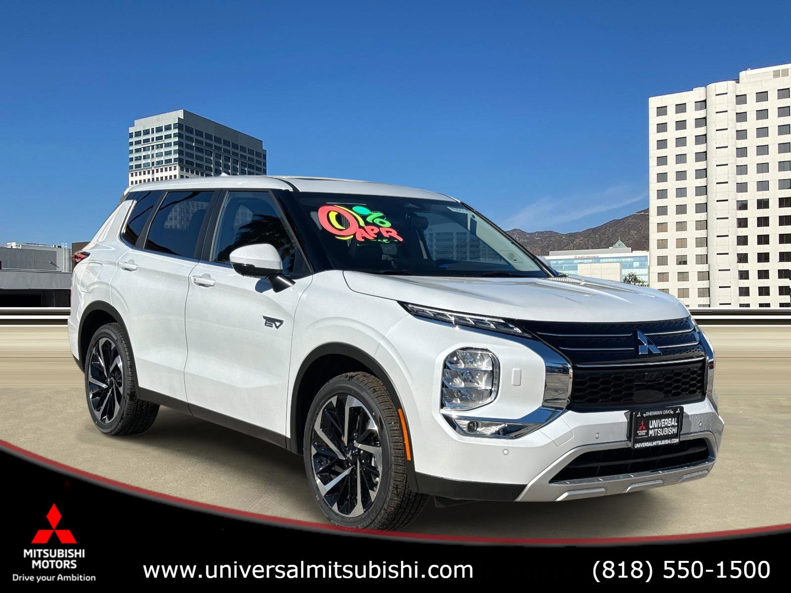 New 2025 Mitsubishi Outlander 4WD Plug-In Hybrid image 1