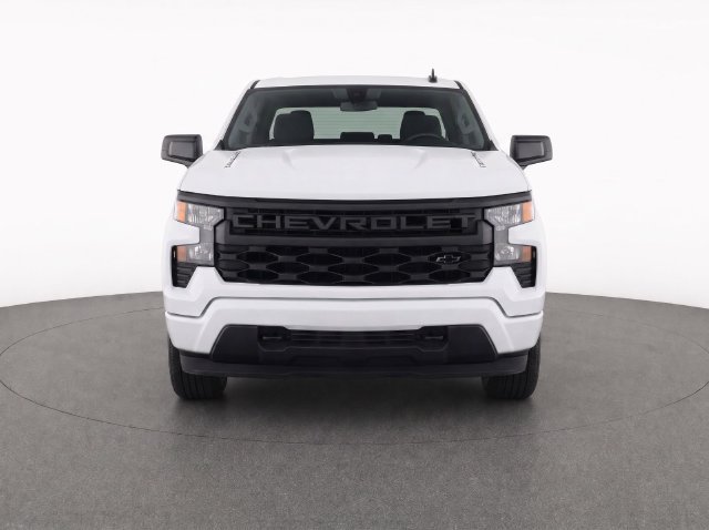 Used 2025 Chevrolet Silverado 1500 Custom w/ LPO, Dark Essentials Package RWD image 5
